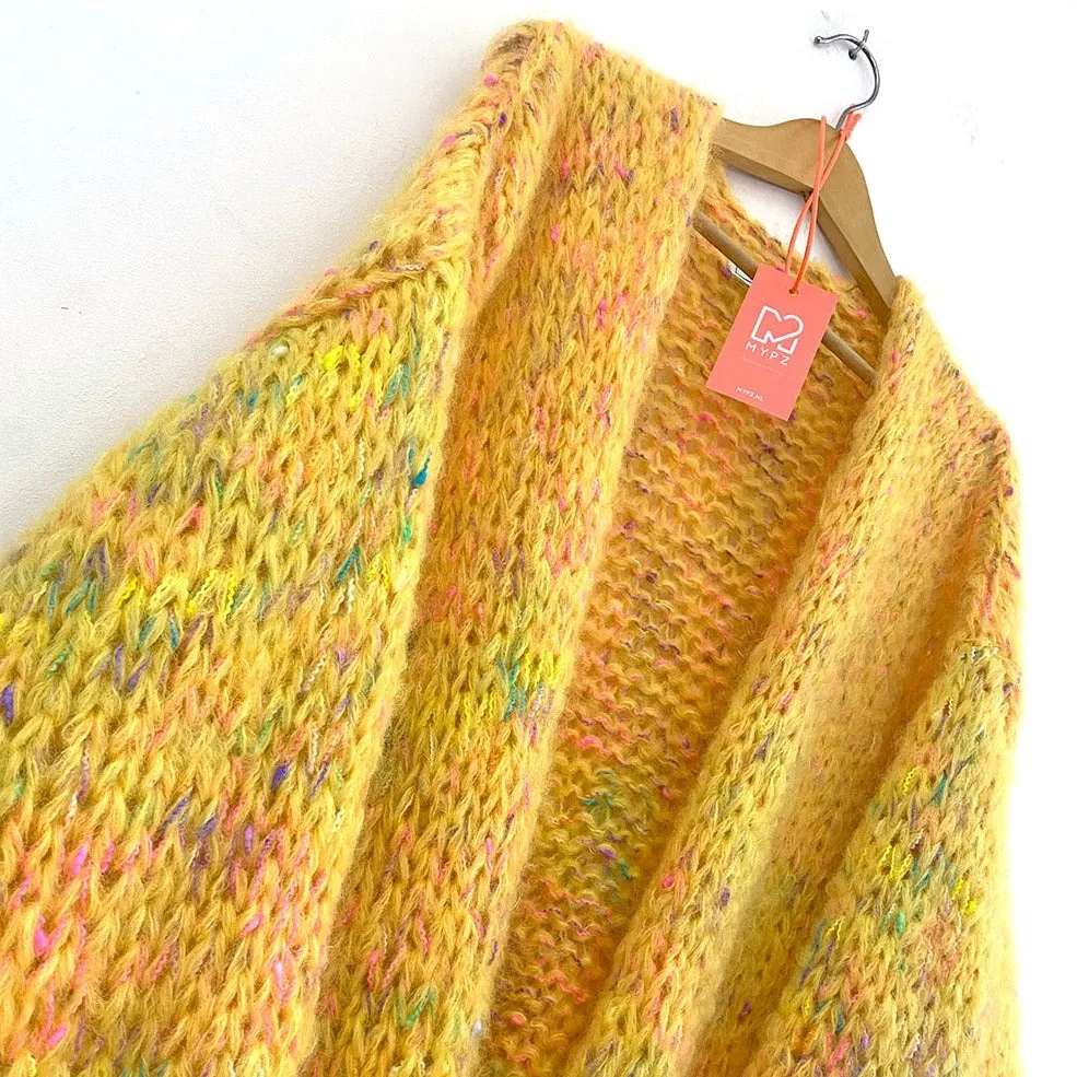 Knitting Kit - MYPZ Chunky Mohair Cardigan Yellow Pops No.15 (ENG-NL)