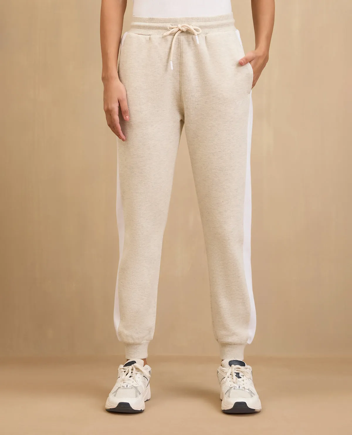 NYKD By Nykaa Cozy Fleece Joggers -NYLE501-Oatmeal Melange