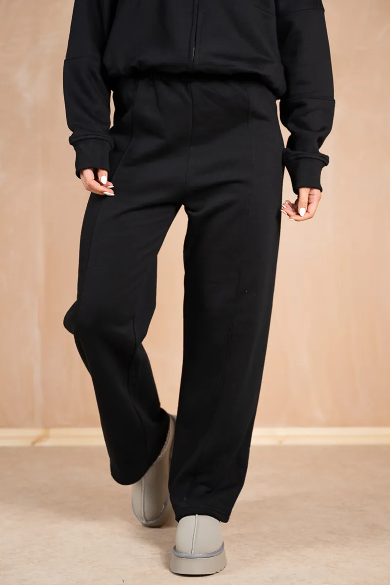 Relaxed Straight Leg Joggers - Black