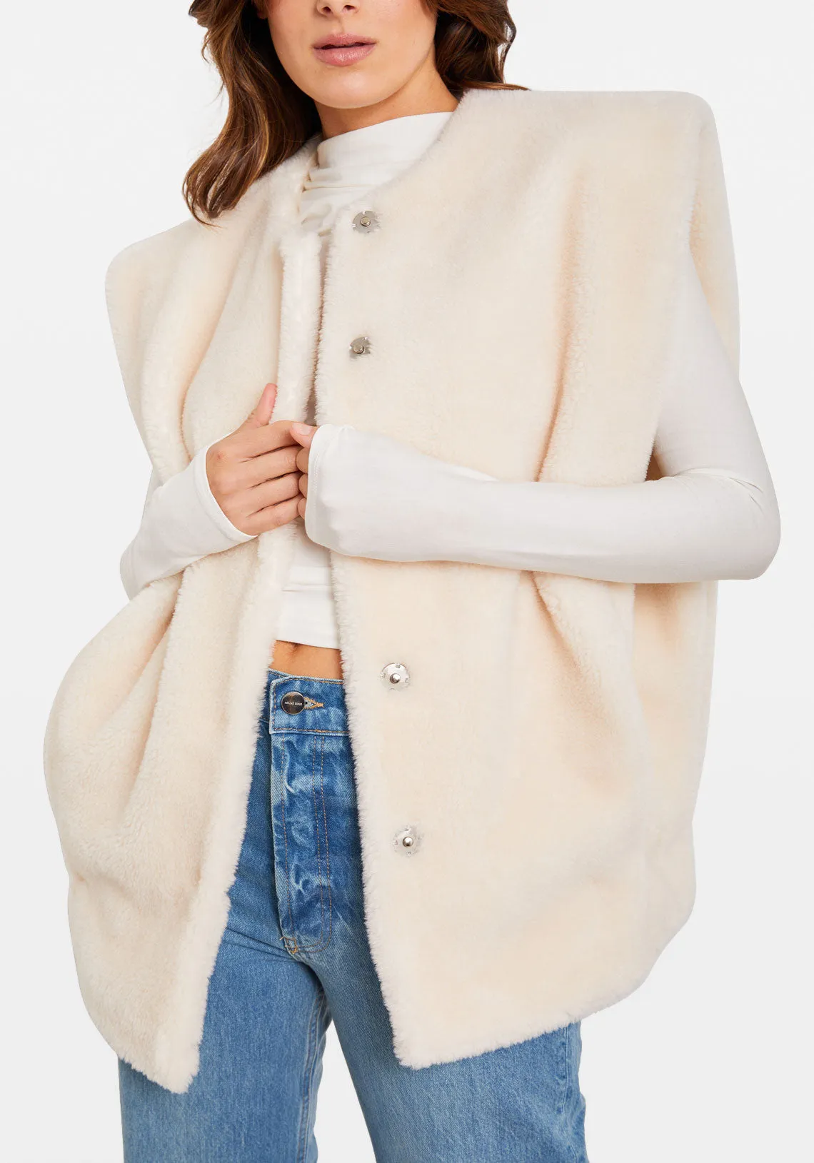 SHEARLING VEST CREAM