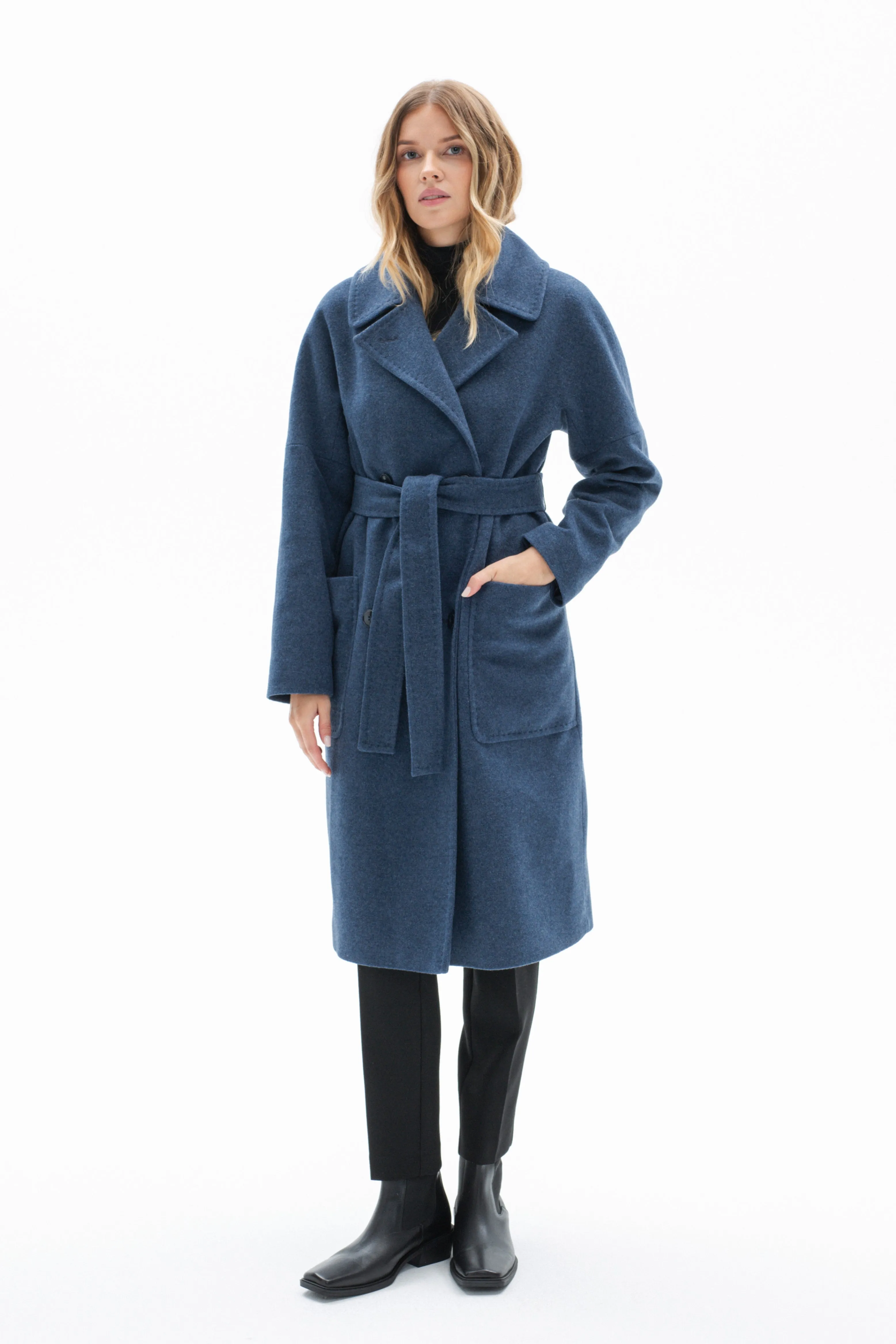 WOOL BLUE COAT WITH PATCH POCKETS